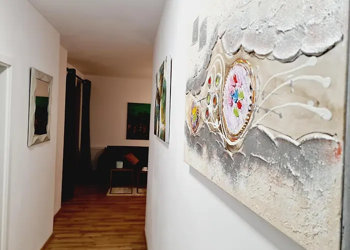 Lovely Ultracentral With Parking